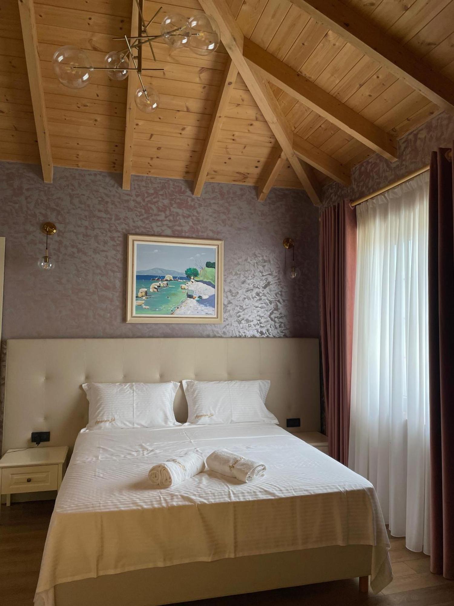 Agroturizem Eldi Hotell Fier Exteriör bild